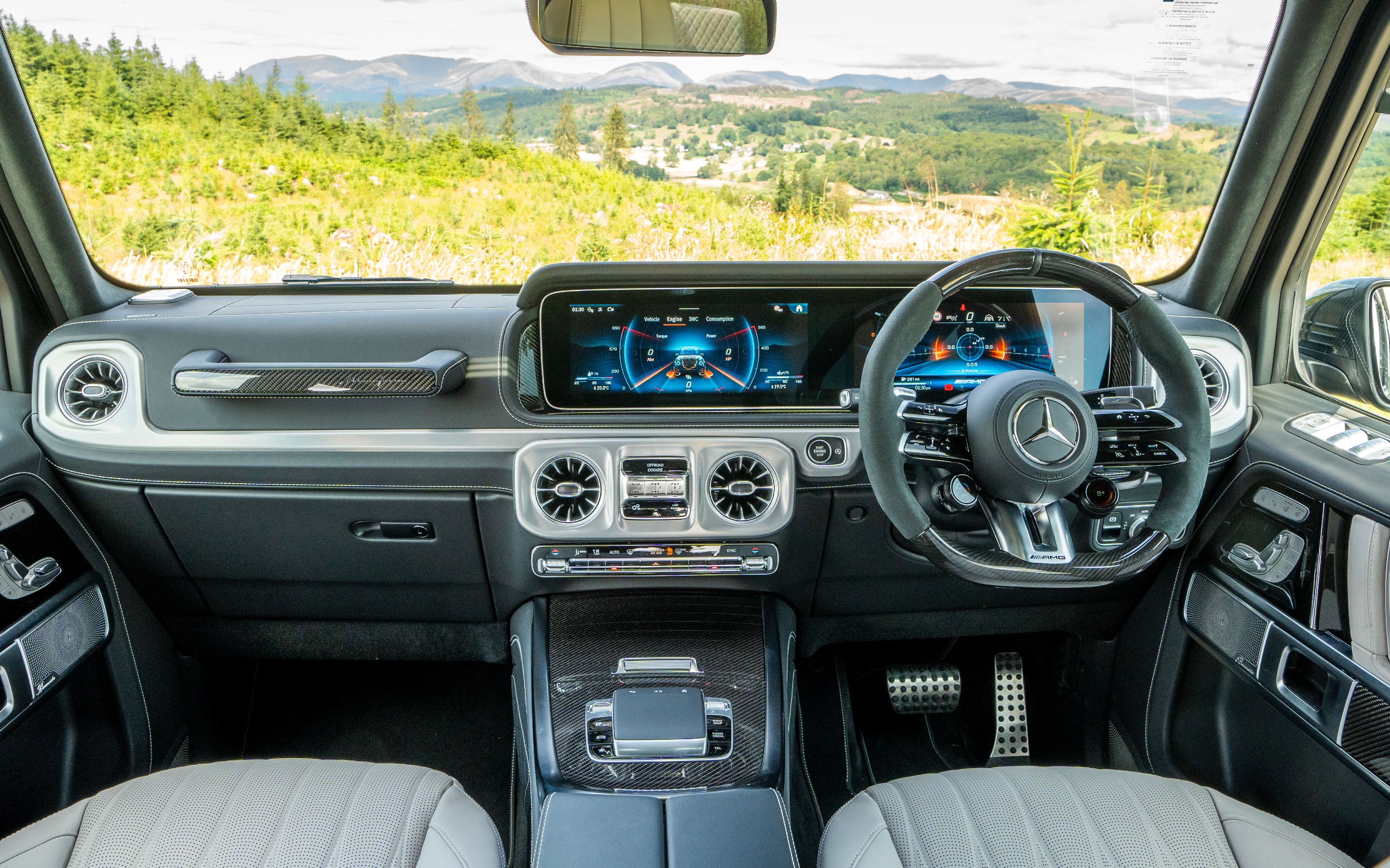 Mercedes-AMG G63 interior