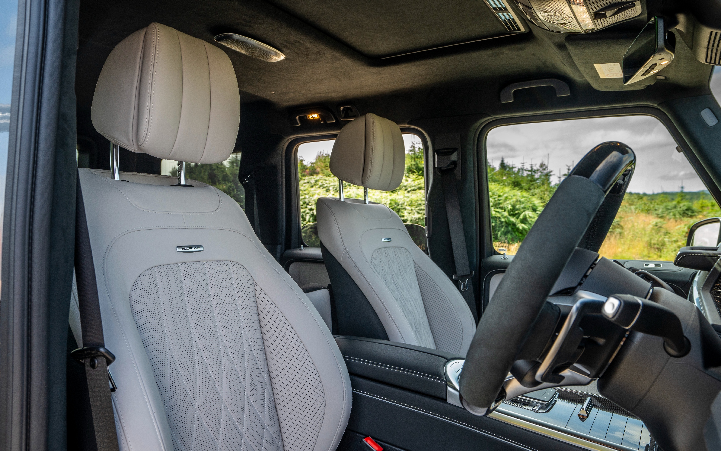 Mercedes-AMG G63 interior