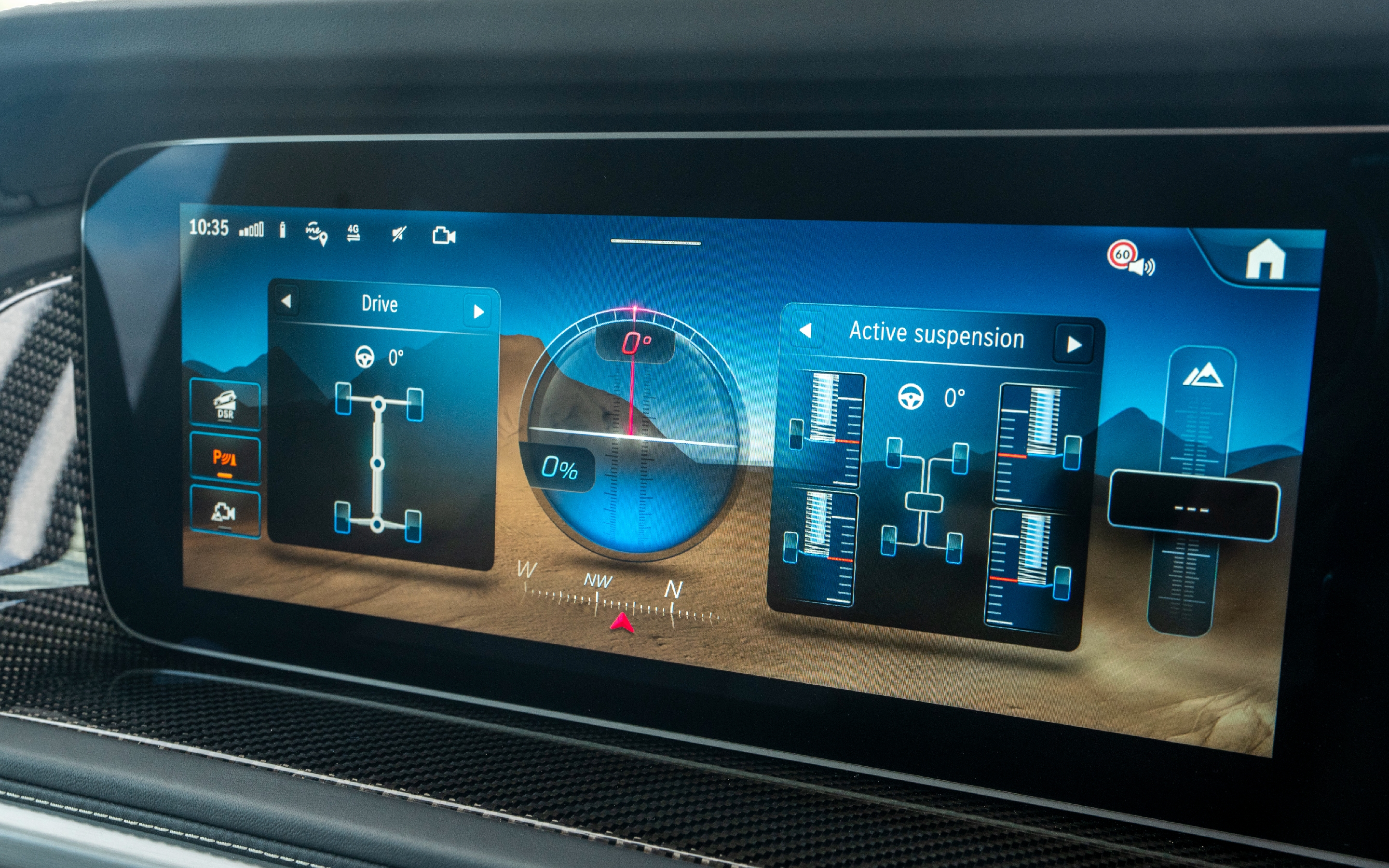 Mercedes-AMG G63 screen