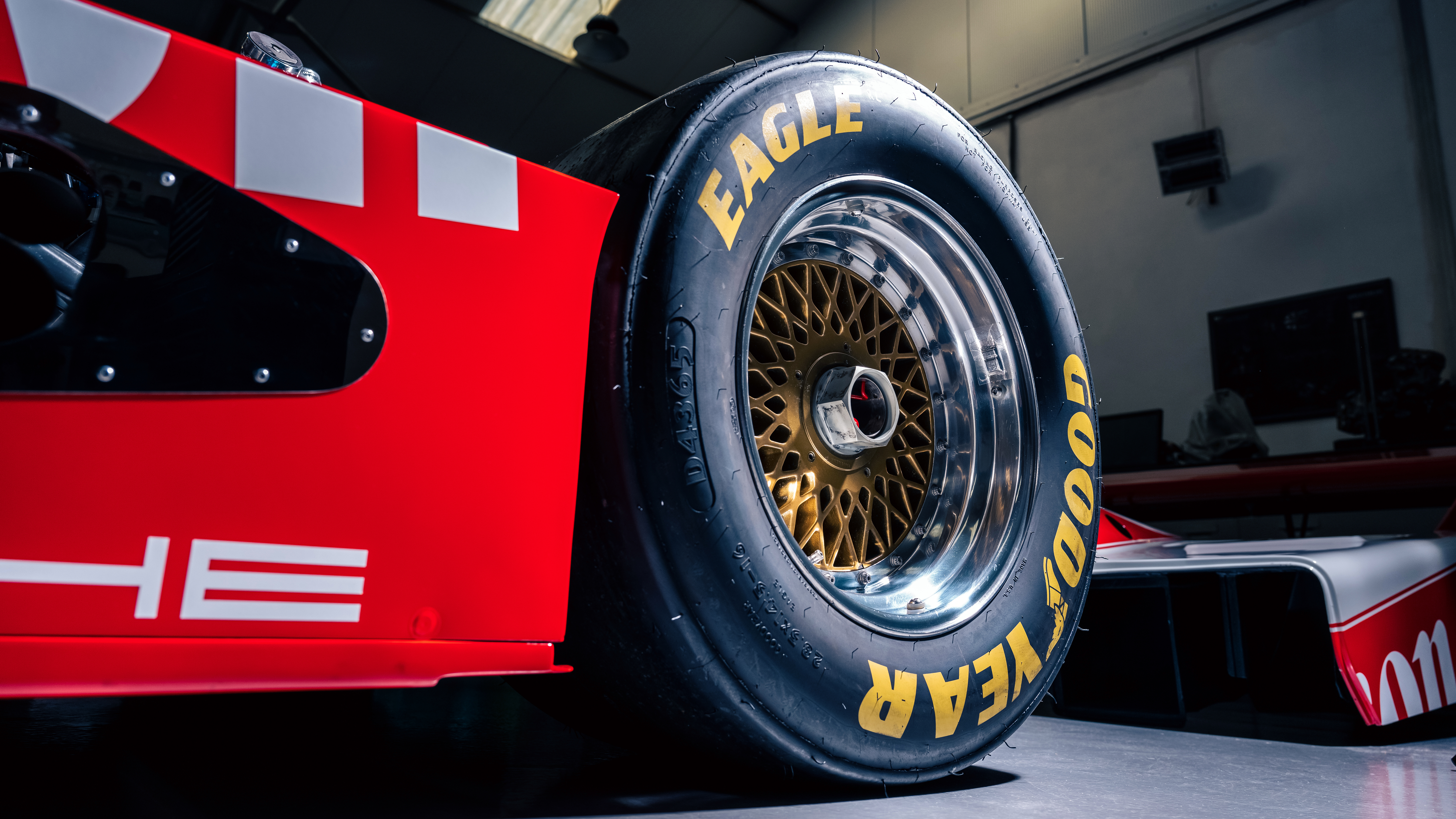 Porsche 956