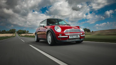 Mini Cooper (R50) – front