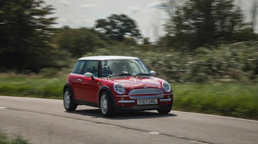 Mini Cooper (R50) – front