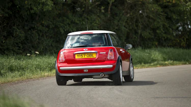 Mini Cooper (R50) – rear