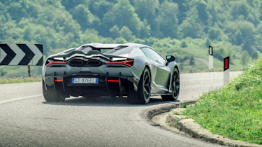 Lamborghini Revuelto