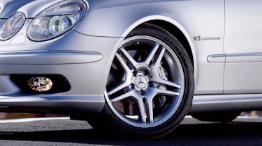 W211 Mercedes-Benz E55 AMG