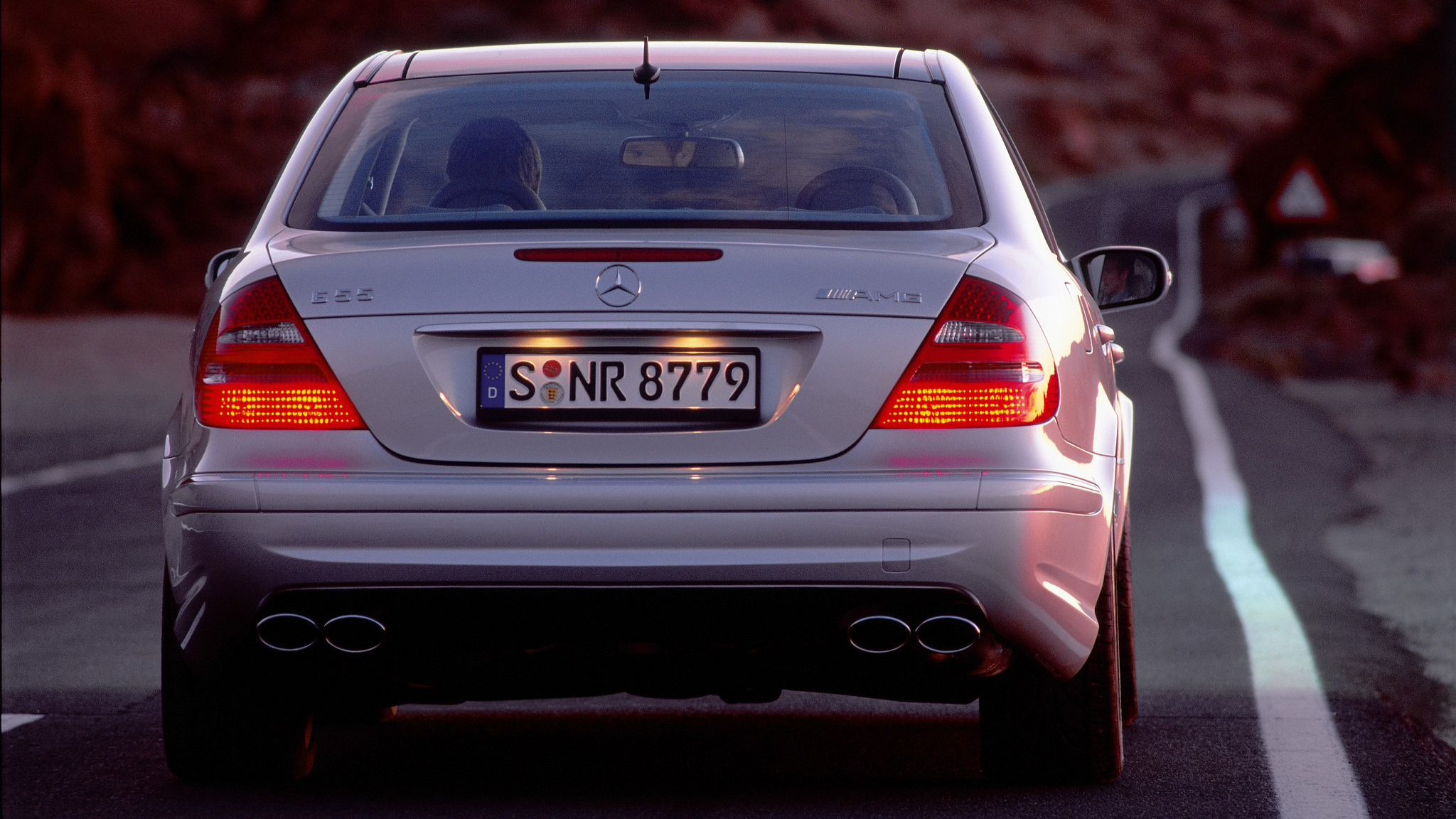 W211 Mercedes-Benz E55 AMG