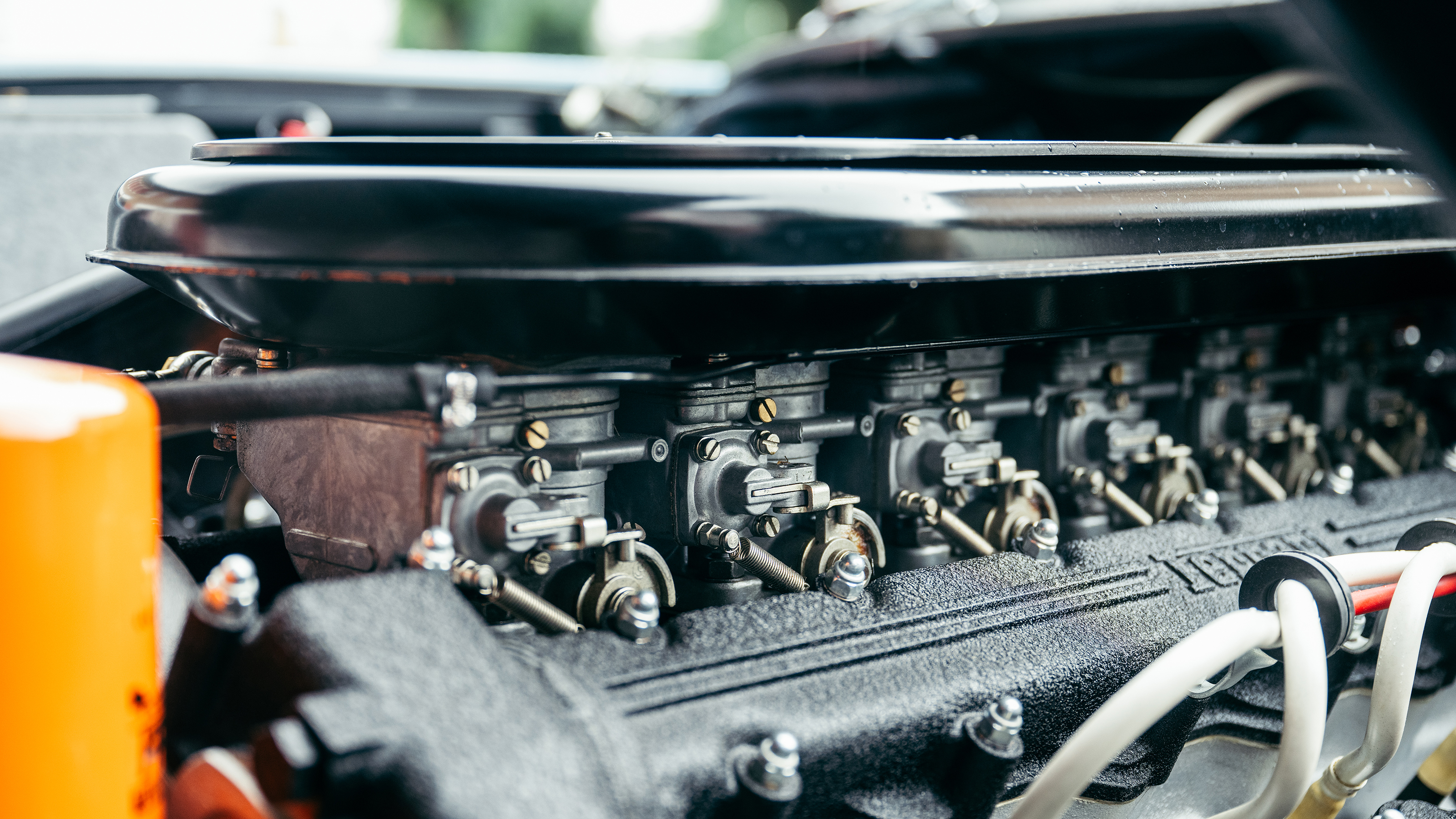 Ferrari 365 GTB/4 Daytona and 308 GTB – engine