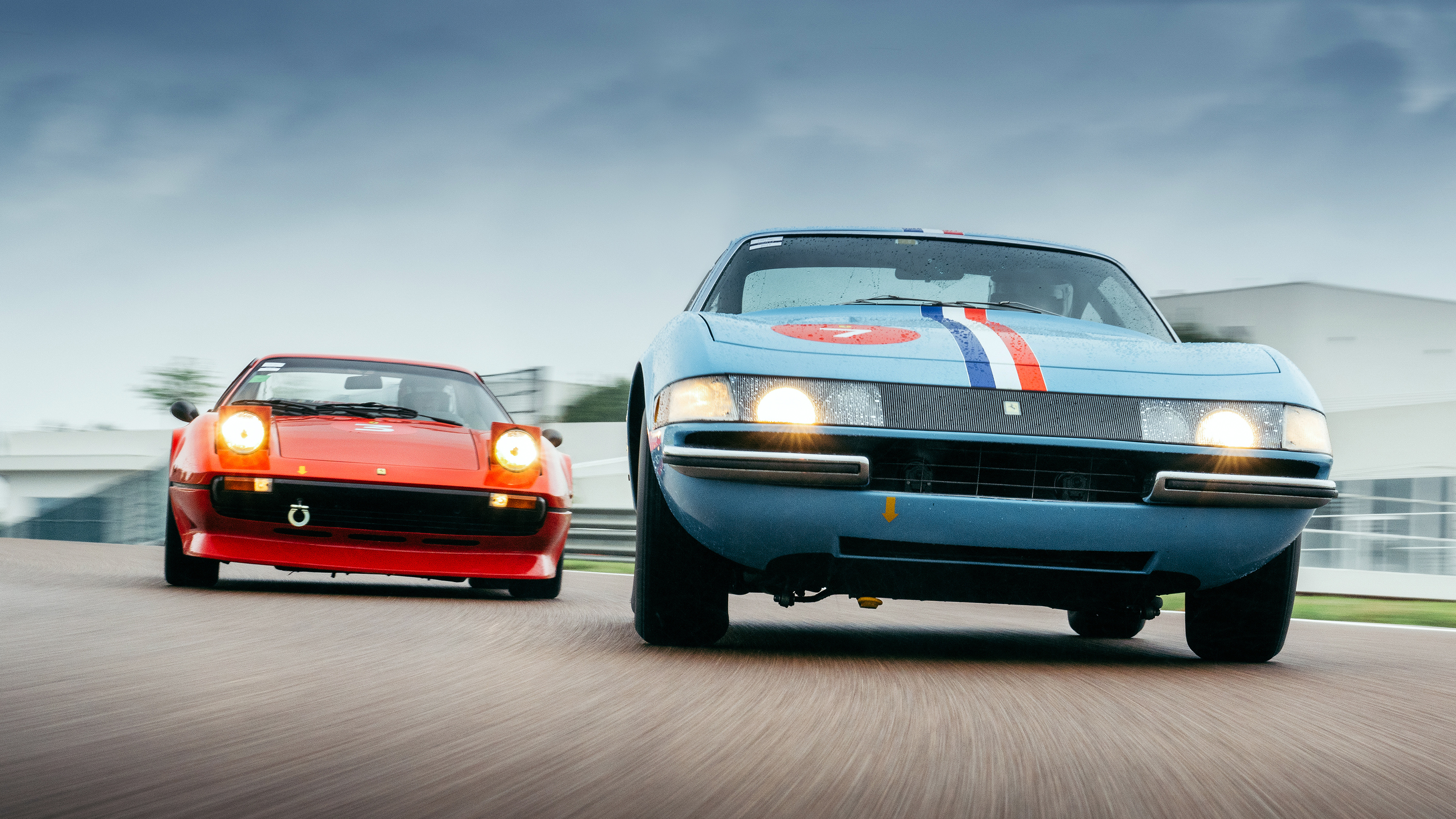 Ferrari 365 GTB/4 Daytona and 308 GTB – front tracking