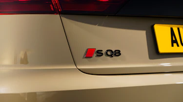Audi SQ8 – badge