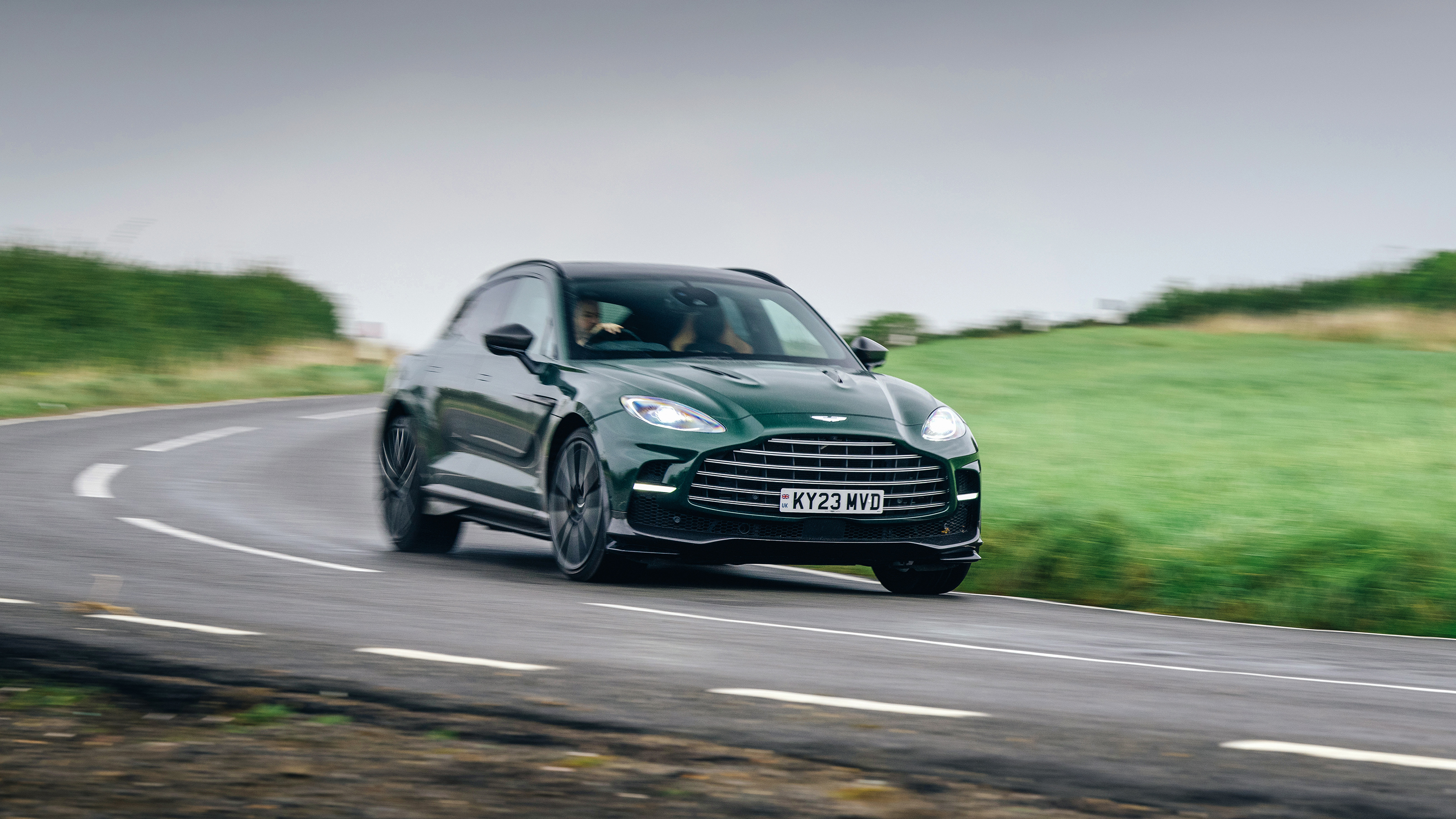 Aston Martin DBX707 front