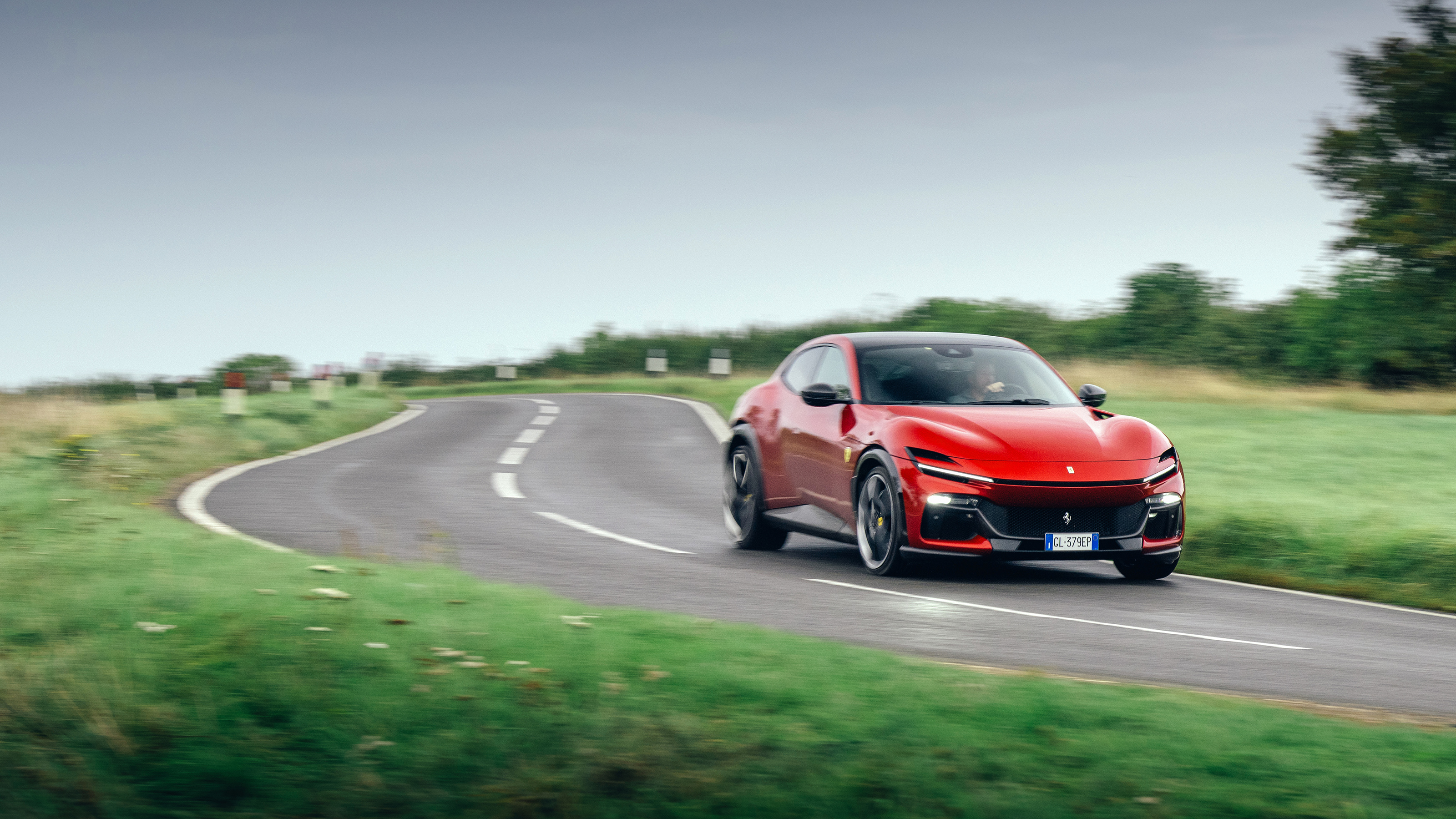 Ferrari Purosangue front