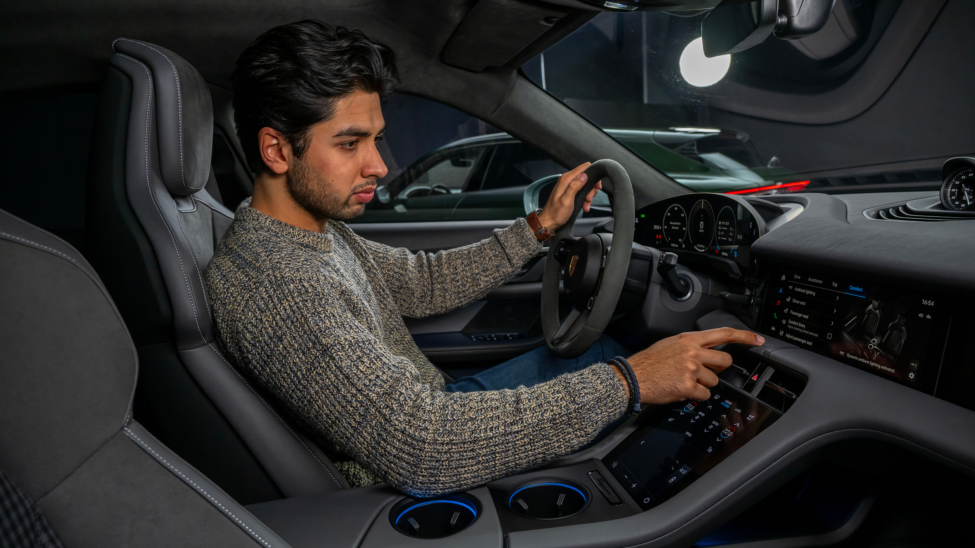 Porsche Taycan – interior