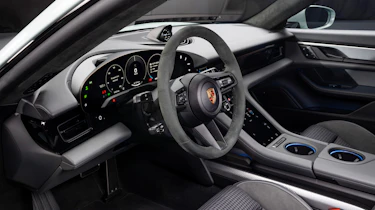 Porsche Taycan – interior
