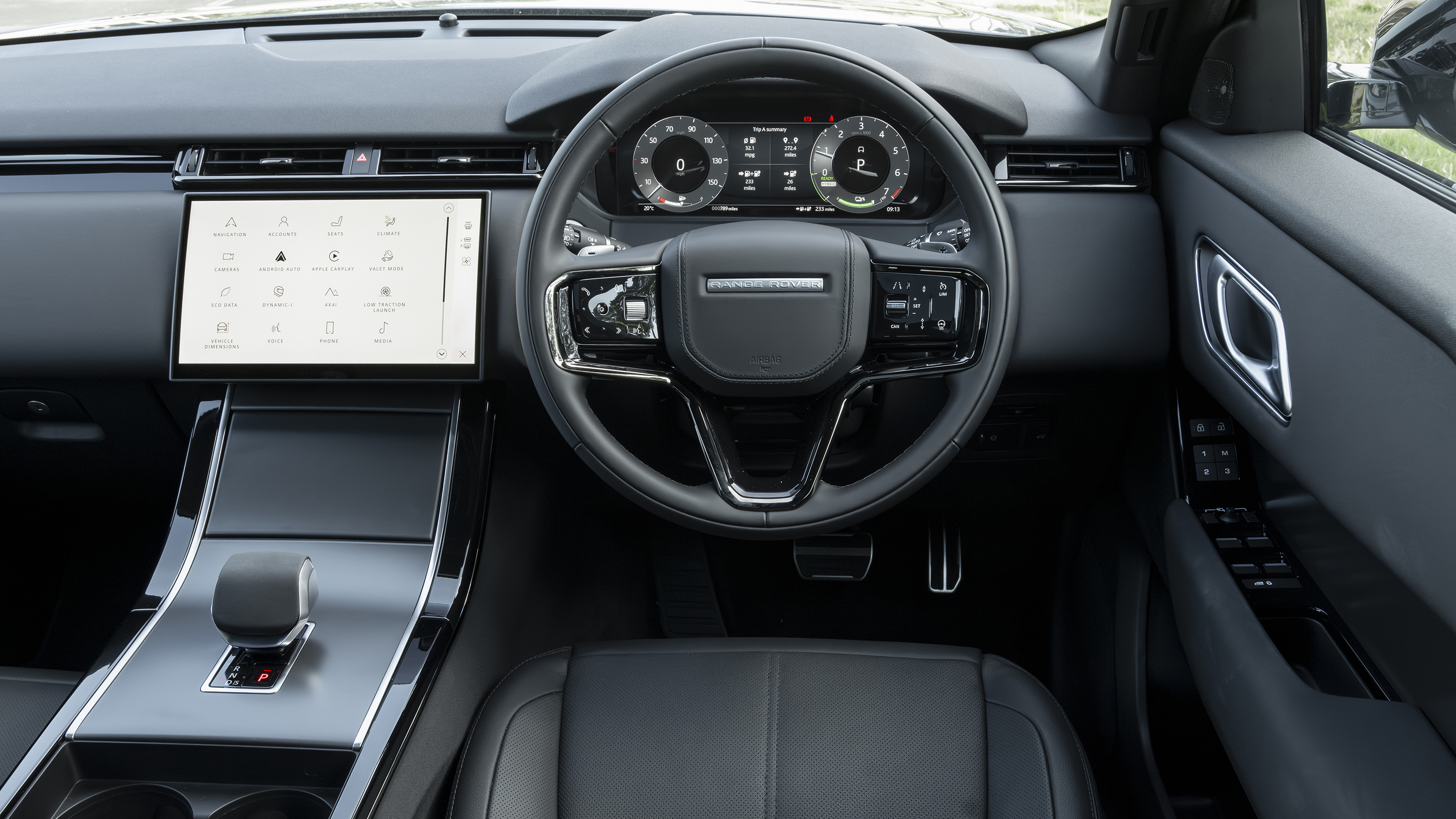 Range Rover Velar P400e