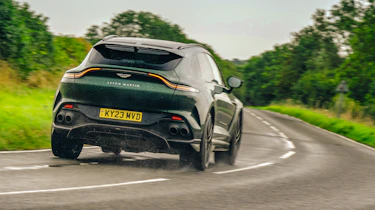 Aston Martin DBX707 v Ferrari Purosangue