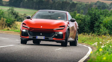 Aston Martin DBX707 v Ferrari Purosangue