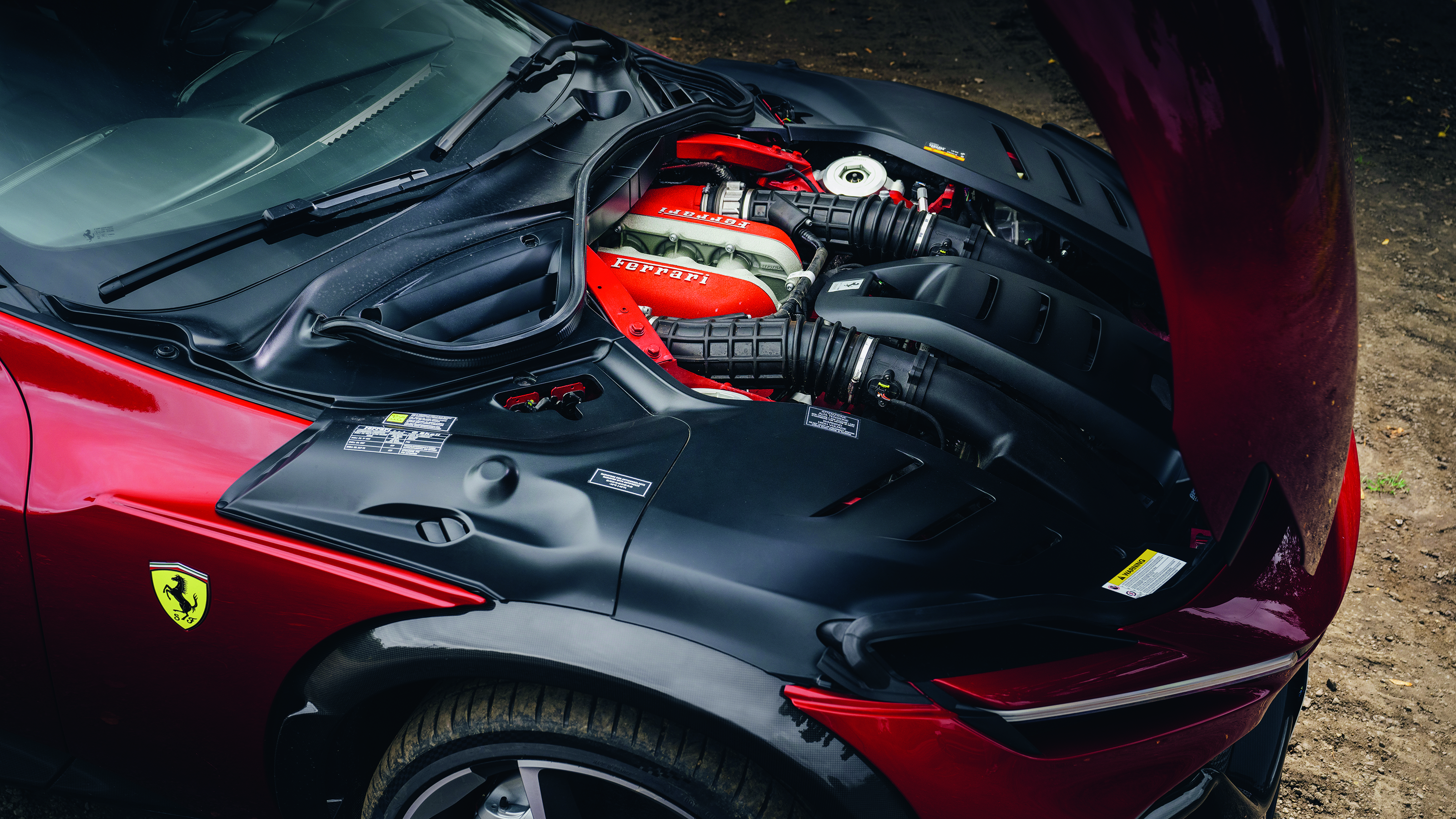 Aston Martin DBX707 v Ferrari Purosangue
