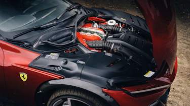 Aston Martin DBX707 v Ferrari Purosangue
