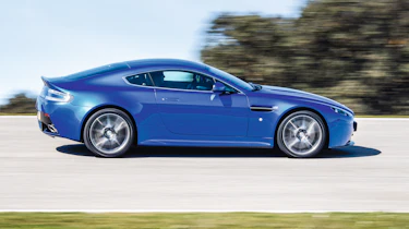 Aston Martin V8 Vantage S