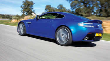 Aston Martin V8 Vantage S