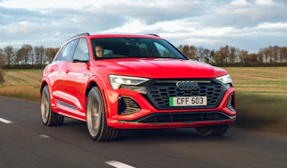 Audi SQ8 e-tron – front