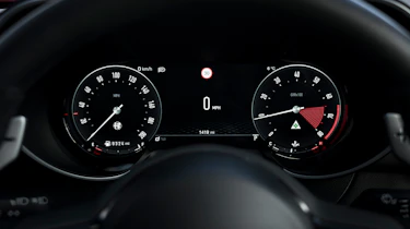 Alfa Romeo Giulia Quadrifoglio – instrument pack