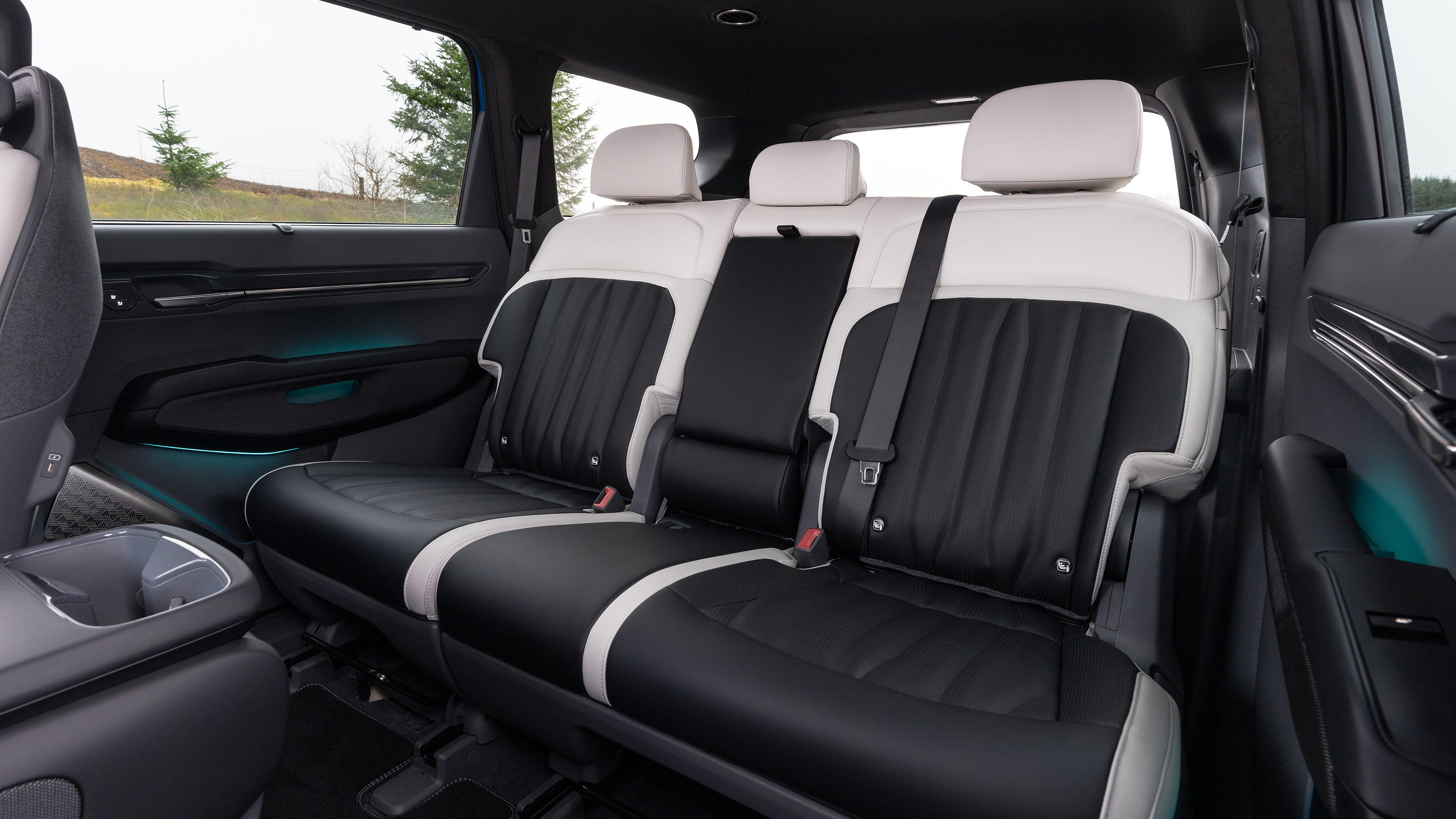 Kia EV9 – rear seats