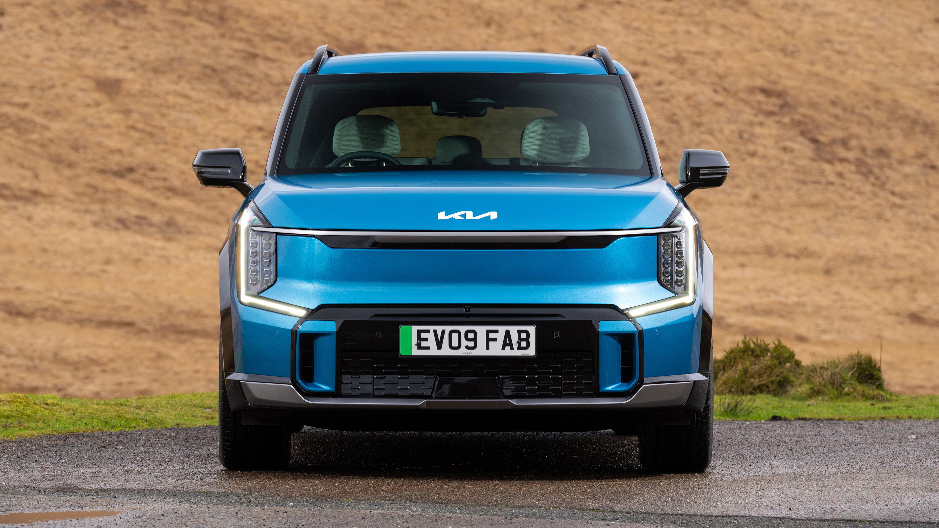 Kia EV9 – front