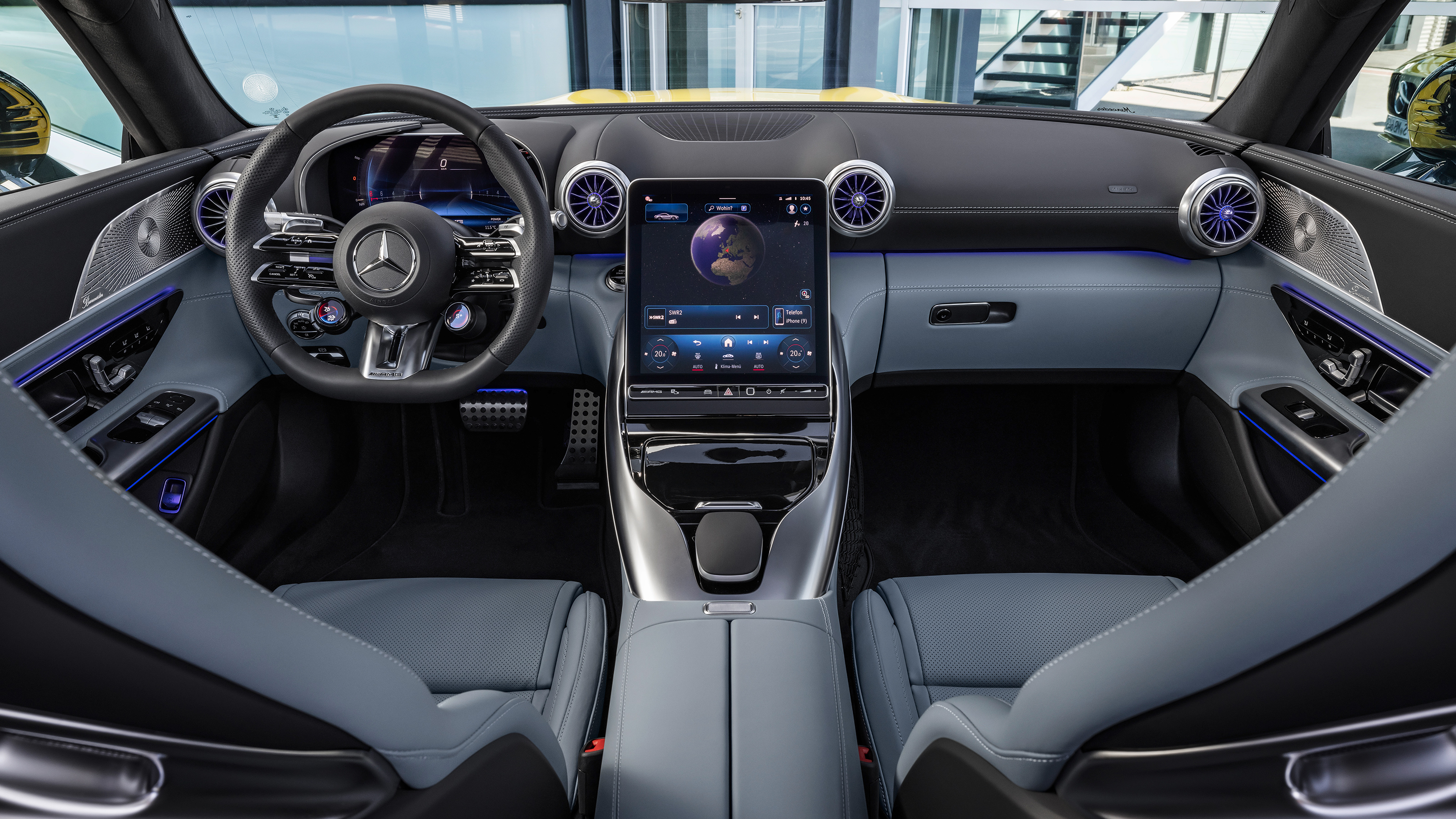 Mercedes-AMG GT 43 – interior