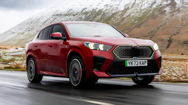 BMW iX2 xDrive 30 – front