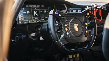 Porsche 911 GT3 R & Porsche 911 GT3 Cup