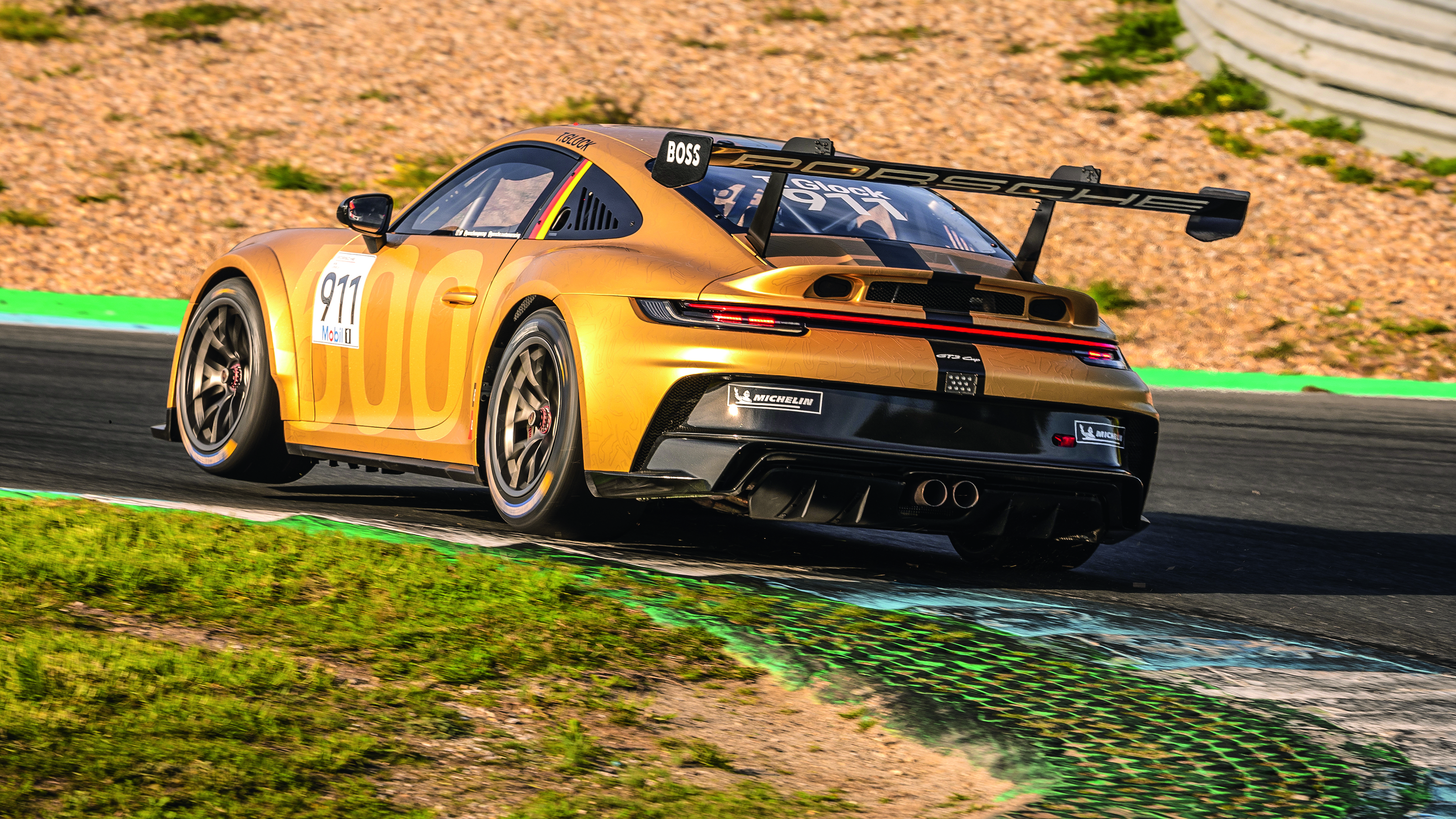 Porsche 911 GT3 R &amp; Porsche 911 GT3 Cup