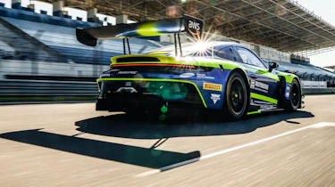 Porsche 911 GT3 R & Porsche 911 GT3 Cup