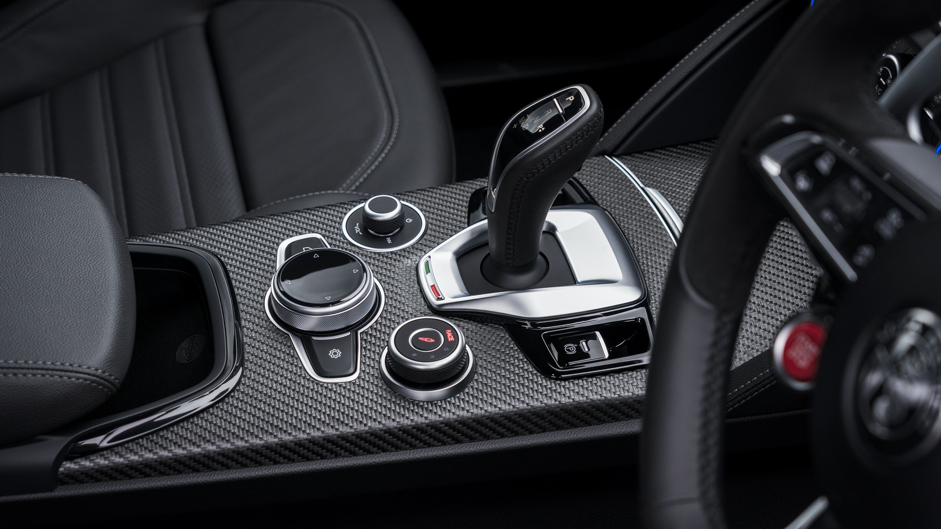 2024 Alfa Romeo Stelvio Quadrifoglio