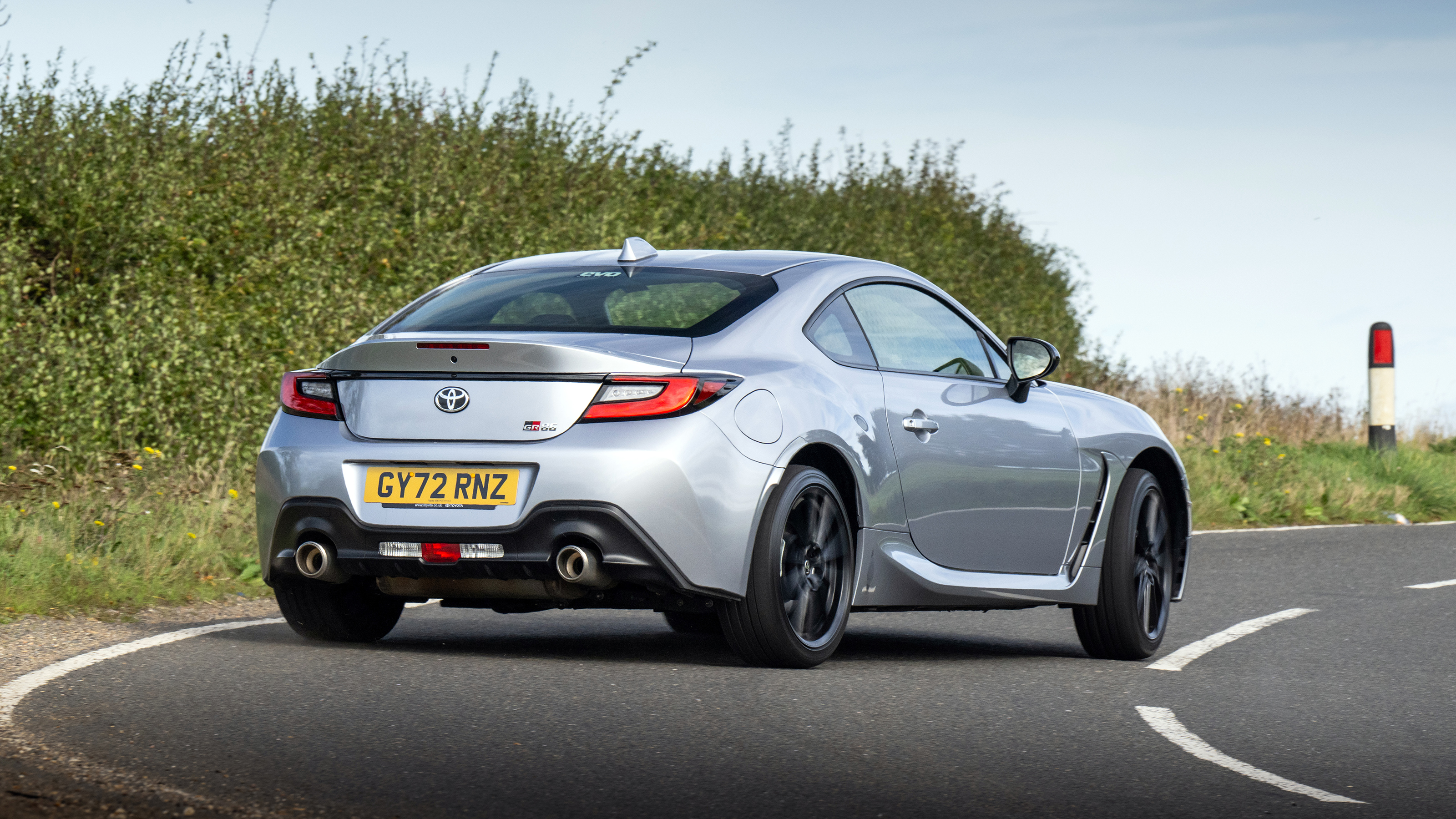 Toyota GT86 v GR86 – rear drift