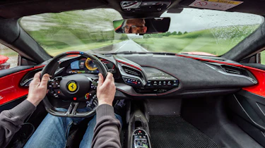Ferrari SF90 XX Spider – interior