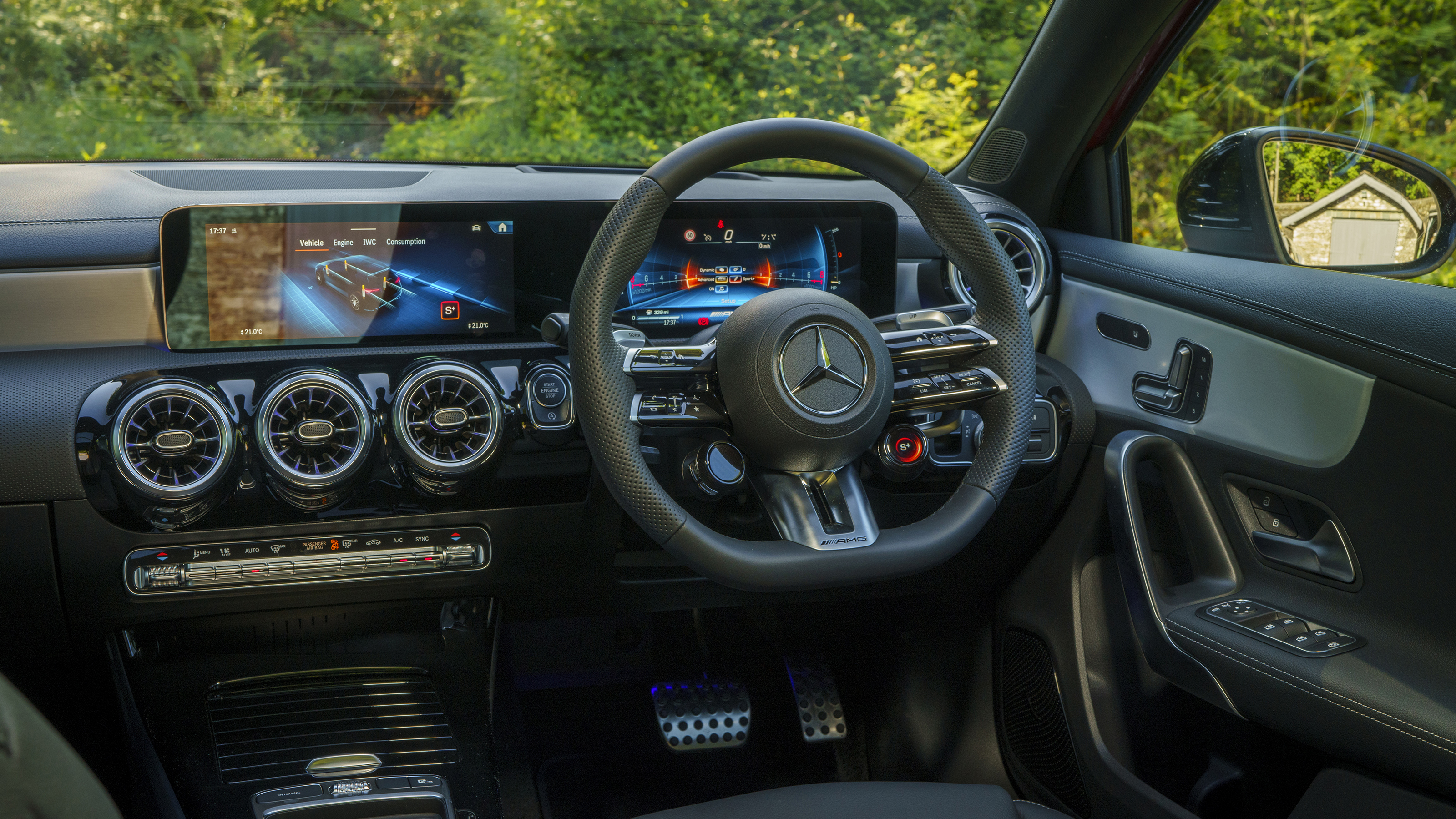Mercedes-AMG A35