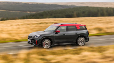 Mini Countryman JCW – side