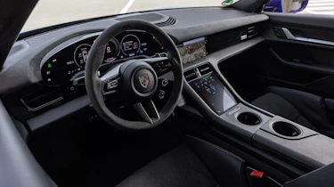Porsche Taycan Turbo GT – interior