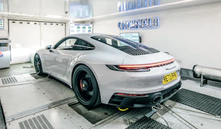 Sustainable fuel v unleaded petrol dyno test