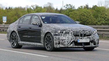 BMW M5 spy shots – front
