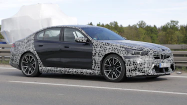 BMW M5 spy shots – front