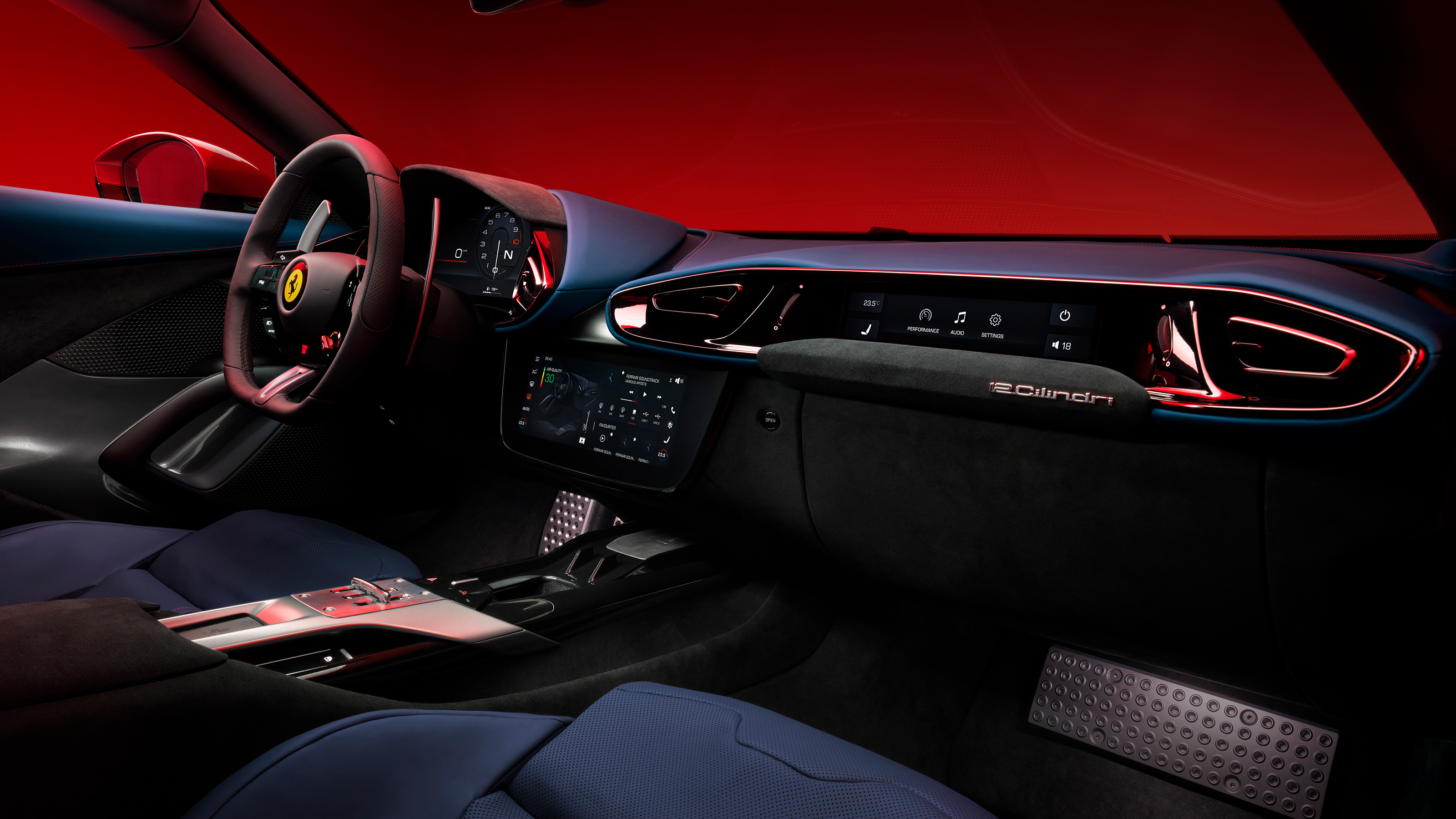 Ferrari 12Cilindri – interior