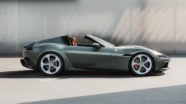 Ferrari 12Cilindri Spider side