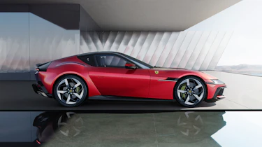 Ferrari 12Cilindri – side
