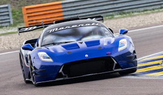 Maserati MC20 GT2 – front