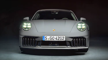 Porsche 911 (992.2) – front