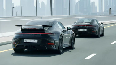 Porsche 911 992.2 hybrid – rear