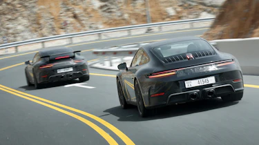 Porsche 911 992.2 hybrid – rear