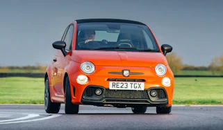 Abarth 695 – front